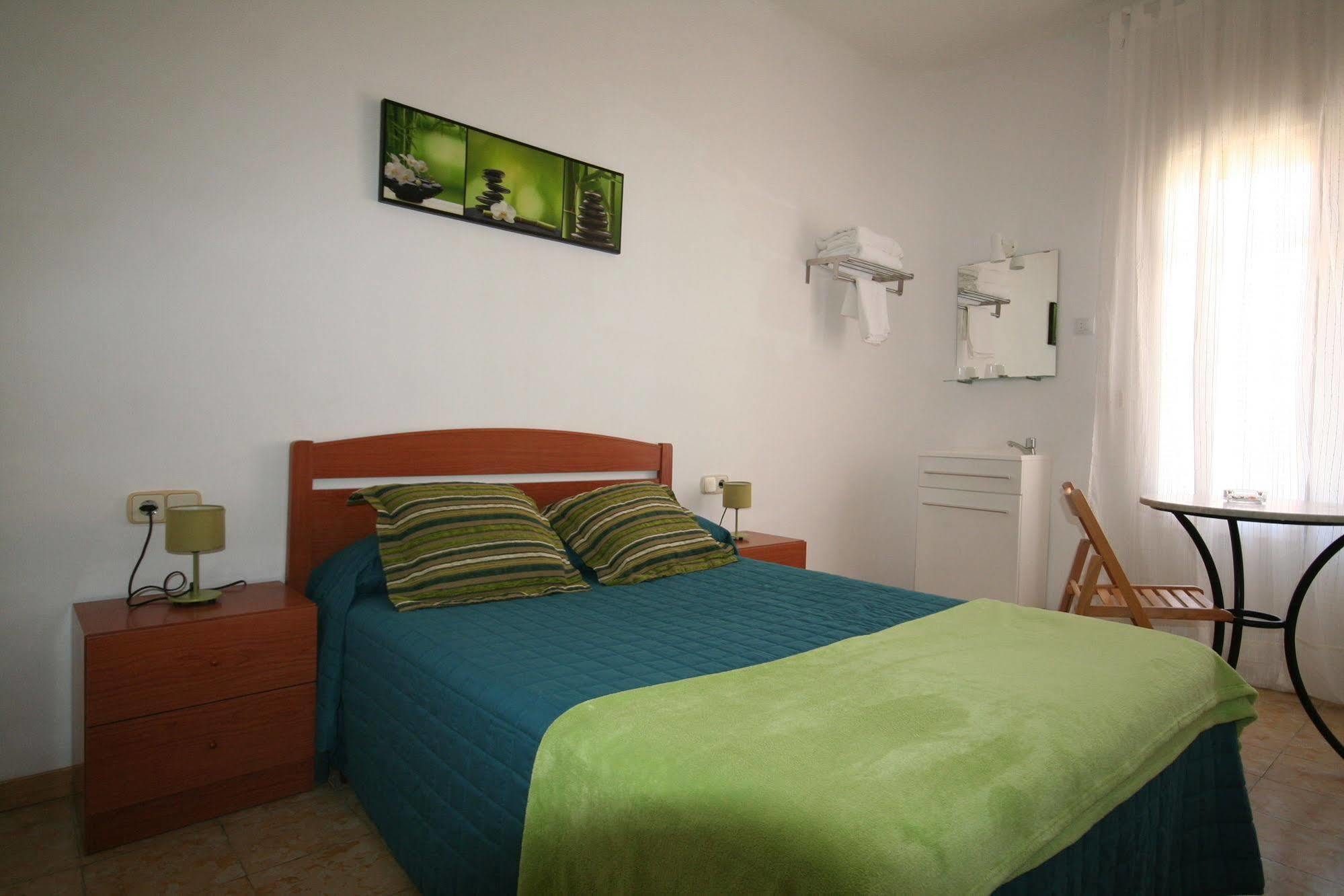 Hostal Juventus Portbou Exterior foto