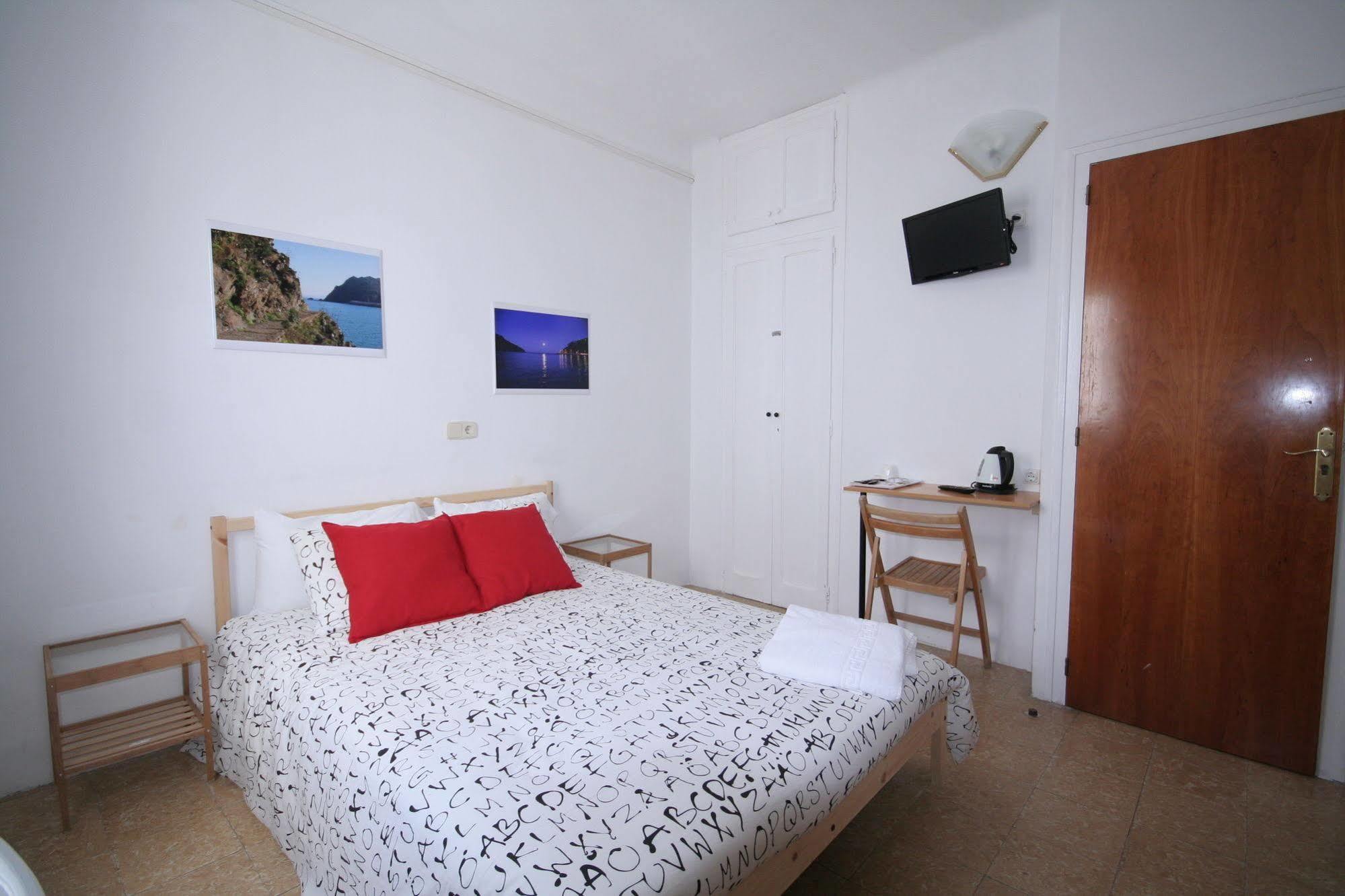 Hostal Juventus Portbou Exterior foto
